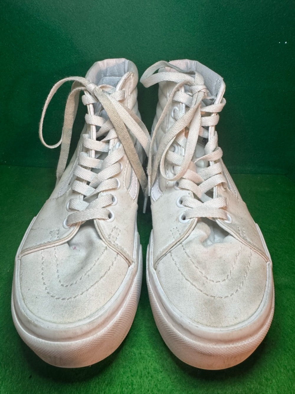 Vans High-Top Sneakers in Light Beige/Cream
